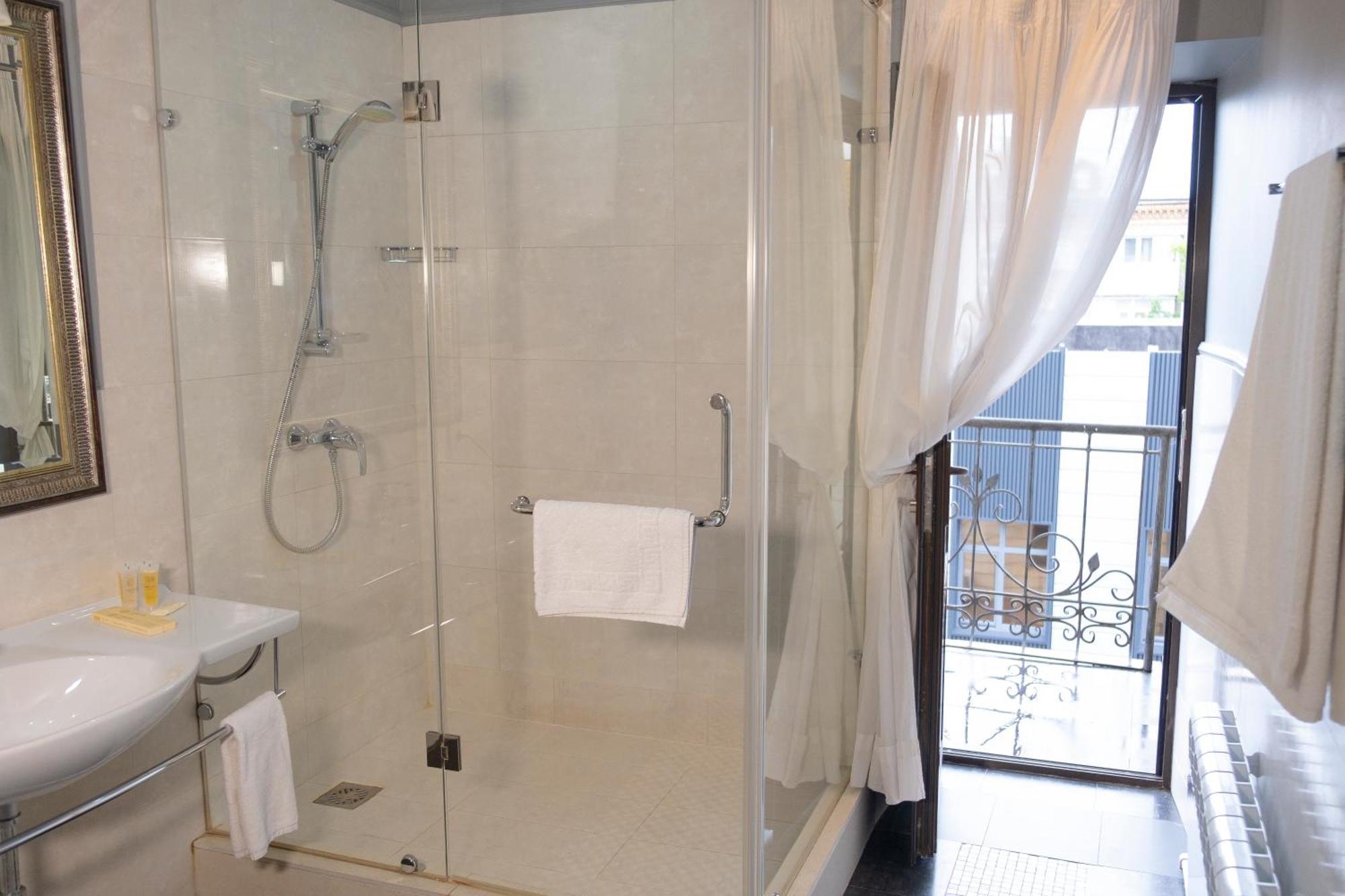 Plaza Hotel كوكشيتو المظهر الخارجي الصورة