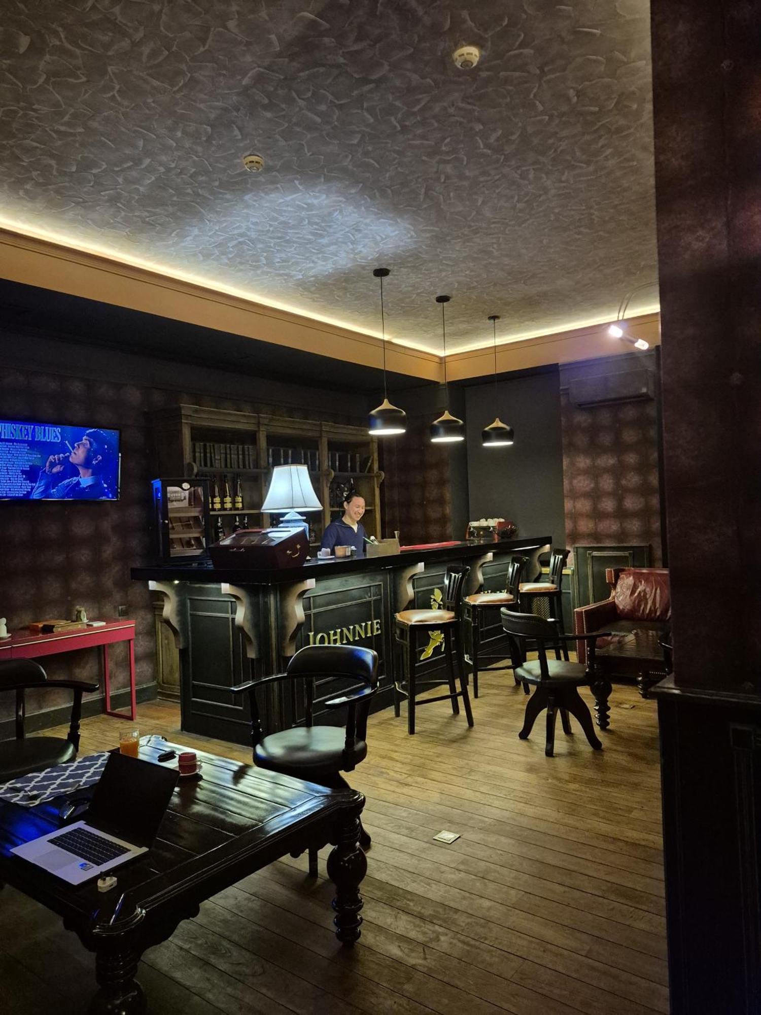 Plaza Hotel كوكشيتو المظهر الخارجي الصورة